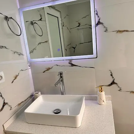 Sun 2e شقة كساميل